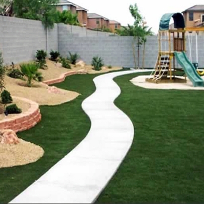 Grass Turf Sabinal, Texas Rooftop, Backyard Design