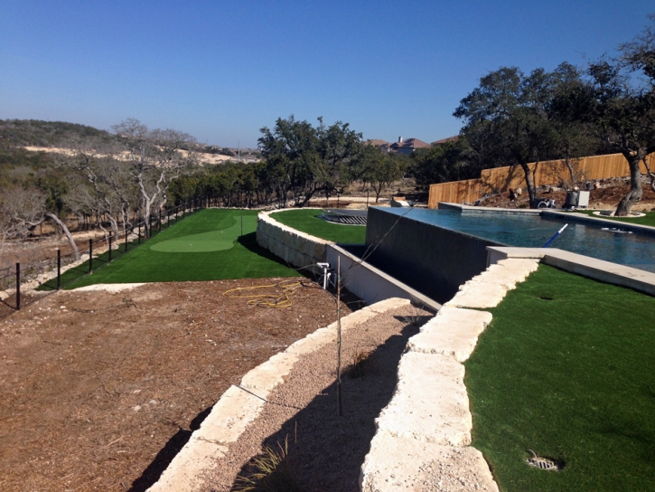 Artificial Turf Louise, Texas Artificial Putting Greens, Swimming Pools