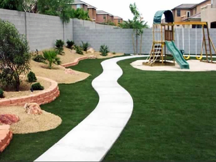 Grass Turf Sabinal, Texas Rooftop, Backyard Design