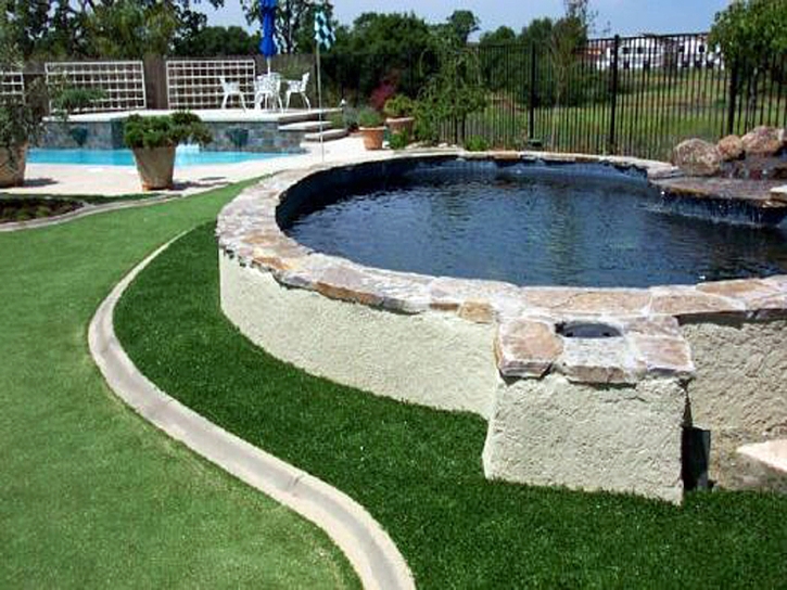 Green Lawn Milano, Texas How To Build A Putting Green, Pool Designs